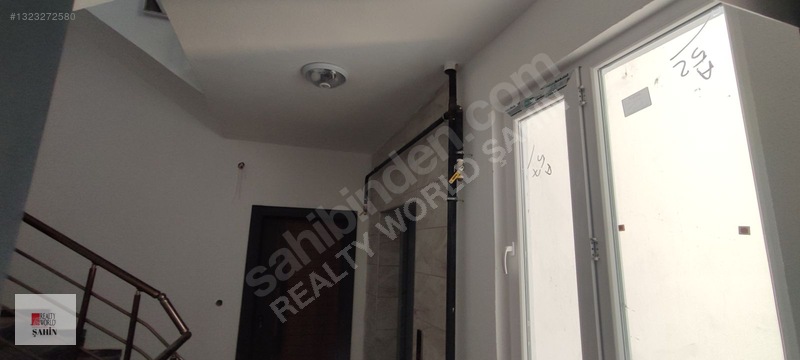 Merkez Mahallesinde Sıfır Lüks Satılık 1+1 Daire — fotoğraf 9