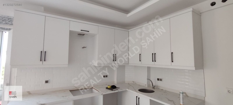Merkez Mahallesinde Sıfır Lüks Satılık 1+1 Daire — fotoğraf 11