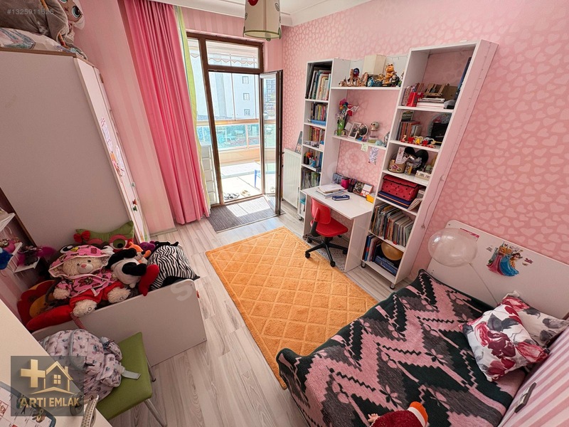 Avcılarda Karahöyük Cad. Site İçi Full+full Geniş M2 Sahip 3+1 — fotoğraf 19