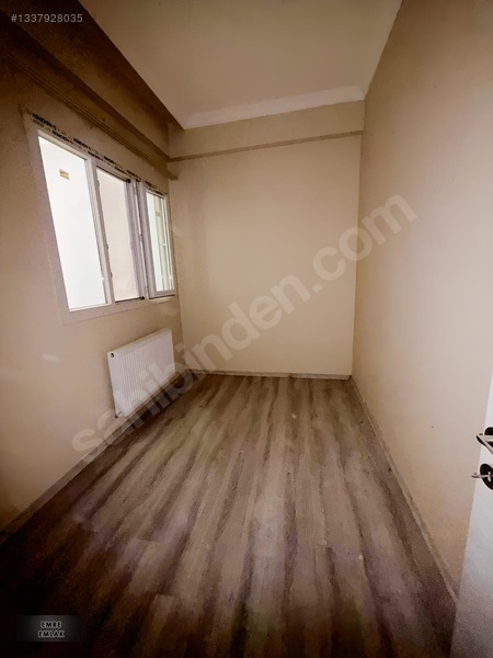 Manisada Muradiyede Satılık Daire 2+1 Zemin Kat — fotoğraf 6