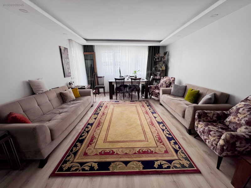 Kemerburgazda Emsalsiz Büyüklükte Satılık 3+1 Daire — fotoğraf 3