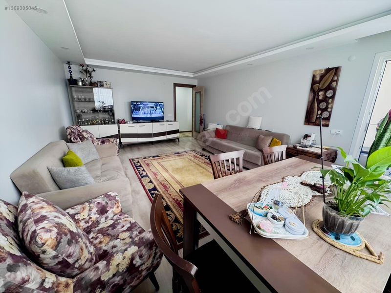 Kemerburgazda Emsalsiz Büyüklükte Satılık 3+1 Daire — fotoğraf 4