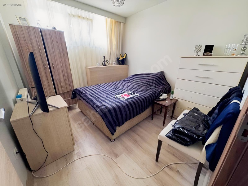Kemerburgazda Emsalsiz Büyüklükte Satılık 3+1 Daire — fotoğraf 12