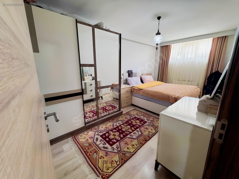 Kemerburgazda Emsalsiz Büyüklükte Satılık 3+1 Daire — fotoğraf 15
