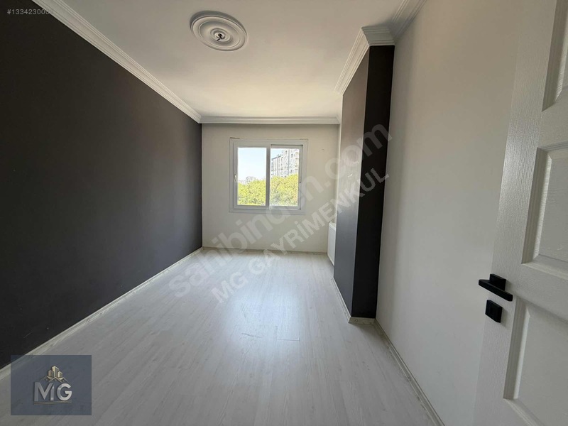 Mg Den Merkezi Konumda Geniş 3+1 Satlık Daire — fotoğraf 6