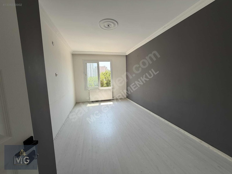 Mg Den Merkezi Konumda Geniş 3+1 Satlık Daire — fotoğraf 8