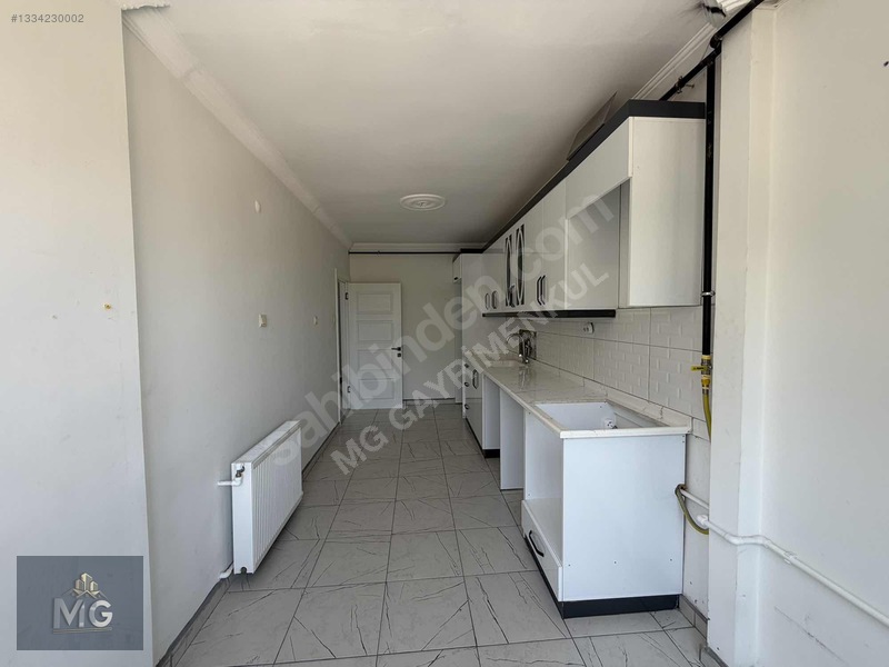 Mg Den Merkezi Konumda Geniş 3+1 Satlık Daire — fotoğraf 15