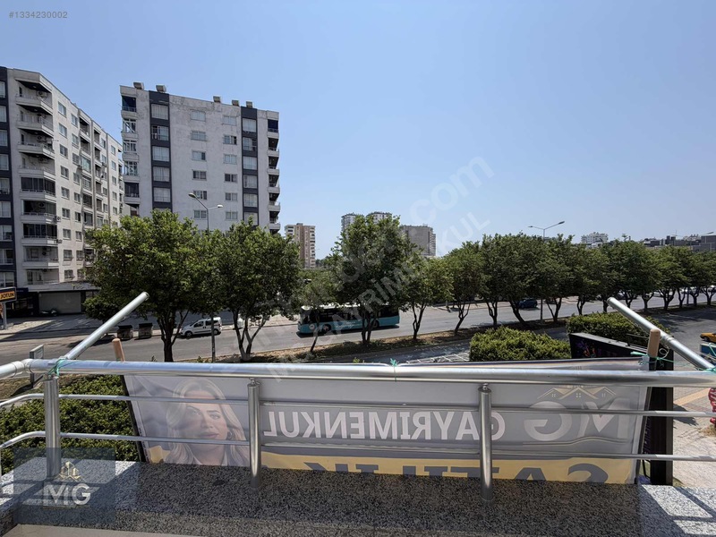 Mg Den Merkezi Konumda Geniş 3+1 Satlık Daire — fotoğraf 24