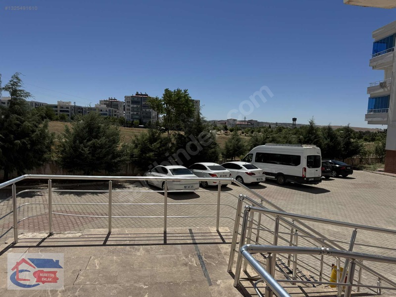 Nurettin Emlaktan Satılık 3+1 Daire — fotoğraf 2