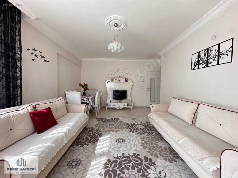 Tramvay Dibinde Ögrenciye Uygun Full Eşyalı 3+1 Kiralık Daire — fotoğraf 10
