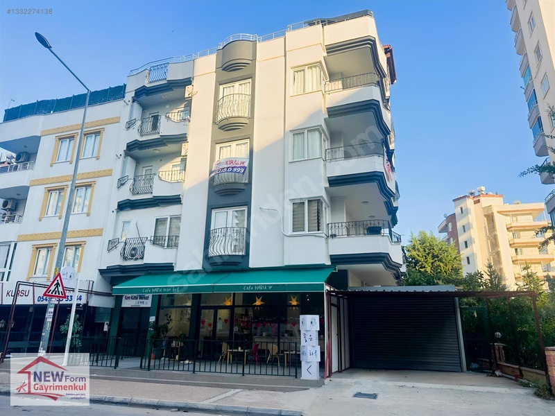 New Form'dan Aydınlık Evler Mah. Satılık 1200 M2 Komple Bina — fotoğraf 3