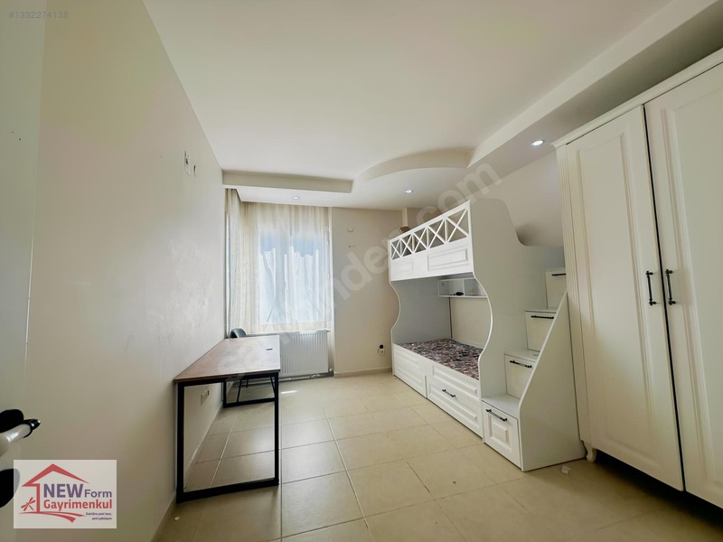 New Form'dan Aydınlık Evler Mah. Satılık 1200 M2 Komple Bina — fotoğraf 7