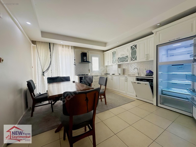 New Form'dan Aydınlık Evler Mah. Satılık 1200 M2 Komple Bina — fotoğraf 8