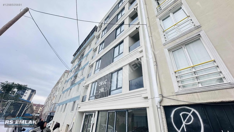 Görükle'de Okul Ve Pazar Karşısı Satılık 1+1 Eşyalı Daire — fotoğraf 3