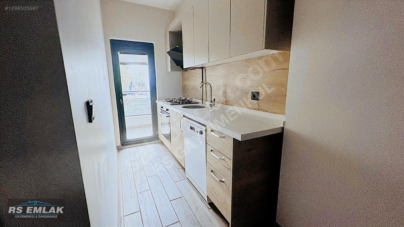Görükle'de Okul Ve Pazar Karşısı Satılık 1+1 Eşyalı Daire — fotoğraf 8
