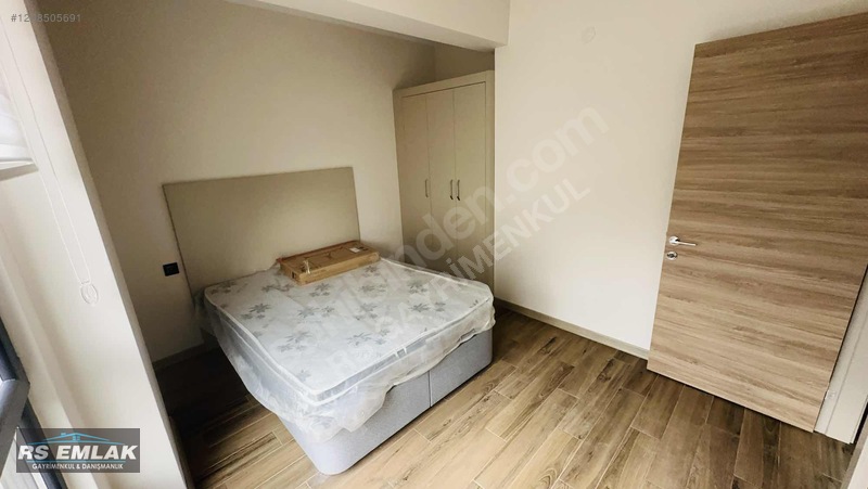 Görükle'de Okul Ve Pazar Karşısı Satılık 1+1 Eşyalı Daire — fotoğraf 21