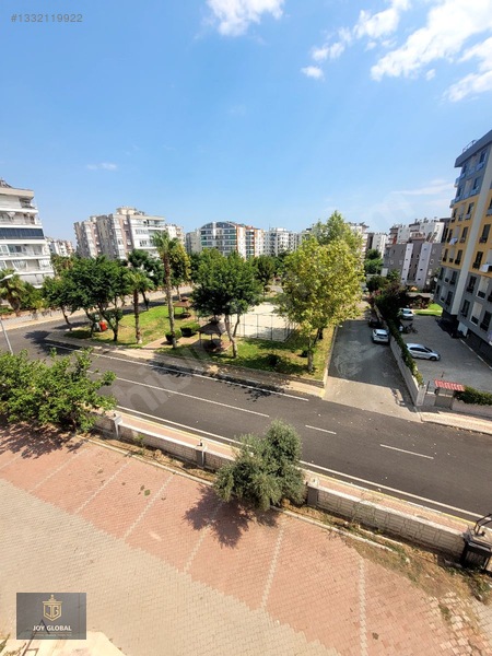 Çankaya'da 4 Cepheli Geniş 3+1 Manzaralı 150 M2 Fırsat Daire — fotoğraf 22
