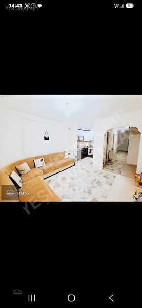 Bornova Merkezde Eşyalı Kiralık 2+1 Daire — fotoğraf 5