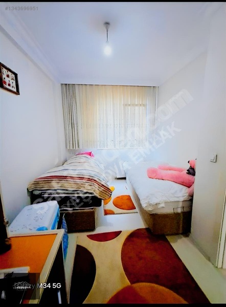 Bornova Merkezde Eşyalı Kiralık 2+1 Daire — fotoğraf 14