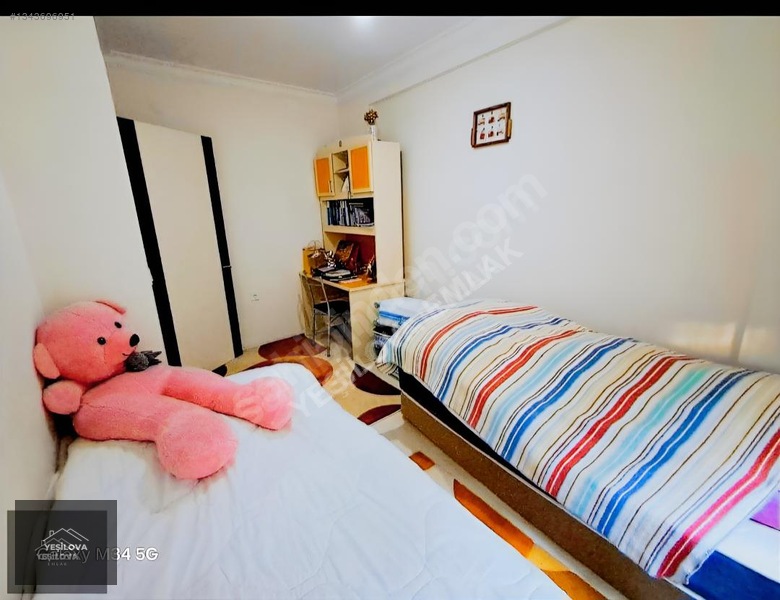 Bornova Merkezde Eşyalı Kiralık 2+1 Daire — fotoğraf 17