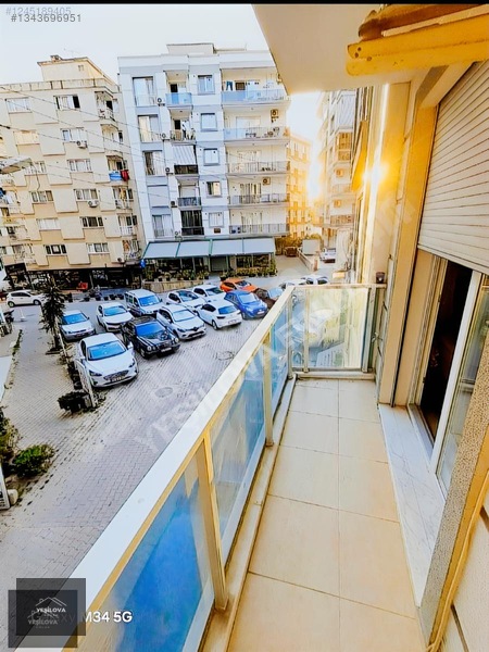 Bornova Merkezde Eşyalı Kiralık 2+1 Daire — fotoğraf 29