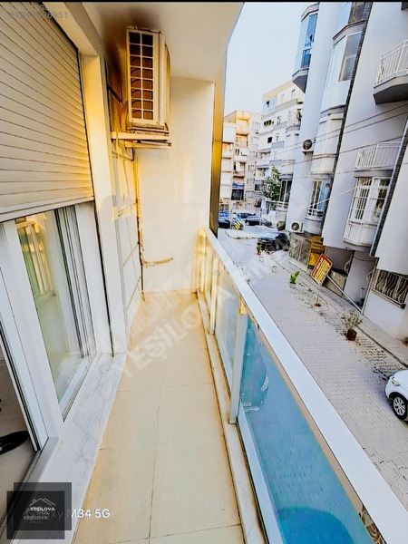 Bornova Merkezde Eşyalı Kiralık 2+1 Daire — fotoğraf 30