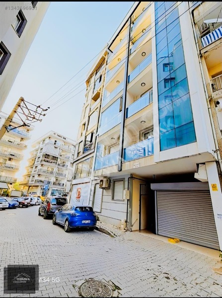 Bornova Merkezde Eşyalı Kiralık 2+1 Daire — fotoğraf 32