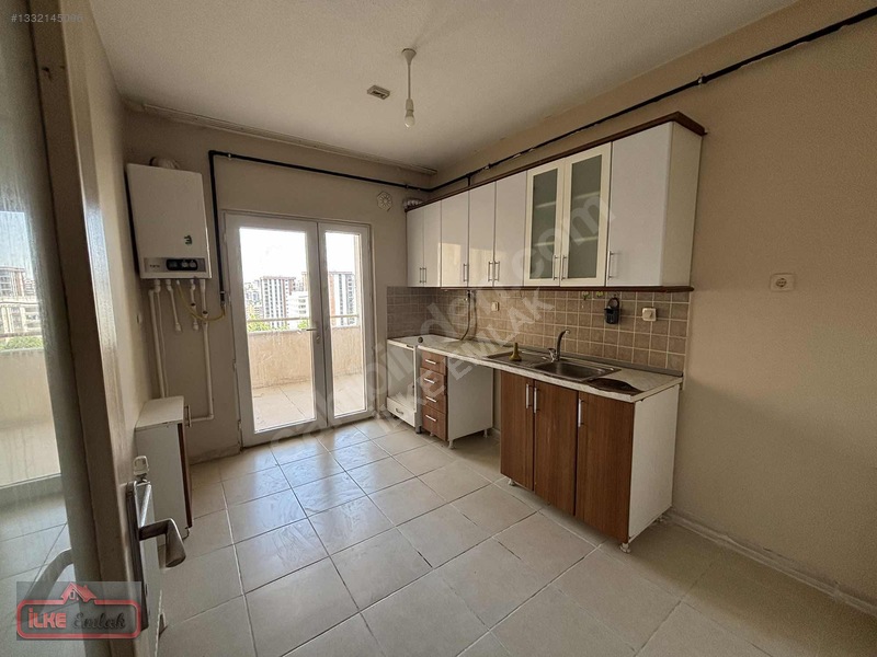 ***ilke Emlaktan***akbayır Mah Arakat Kiralık 3+1 Daire — fotoğraf 5