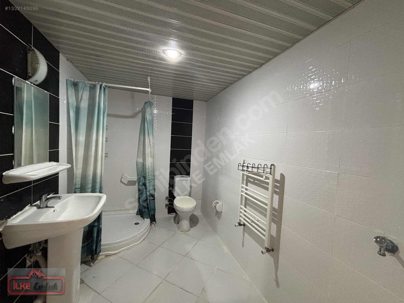 ***ilke Emlaktan***akbayır Mah Arakat Kiralık 3+1 Daire — fotoğraf 10