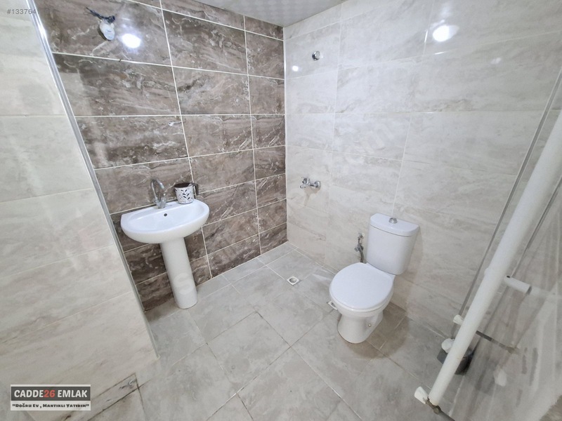 Cadde26 Dan 71 Evlerde Kafkas Caddesinin Dibinde Arakat 1+1 — fotoğraf 11