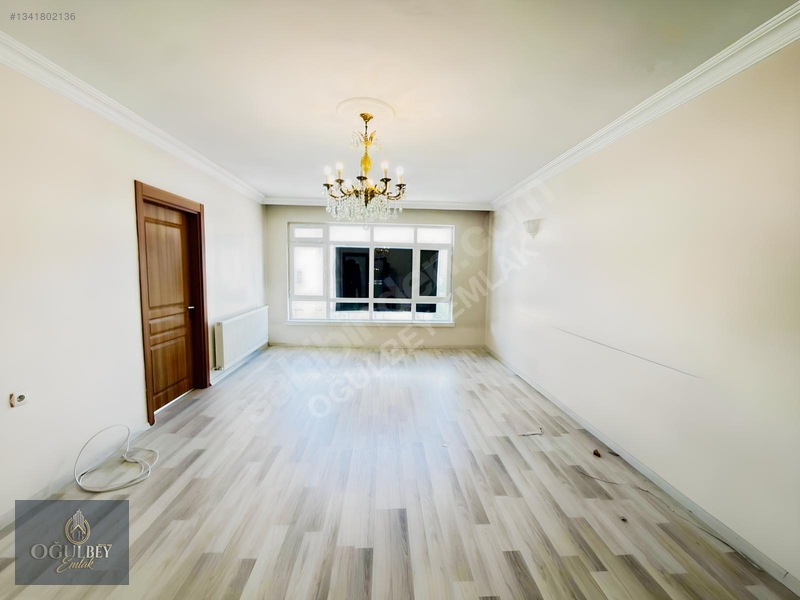 Oğulbey'den Aşağı Eğlence'de 3+1 125m² Ön Güney Batı Cepe Yapılı — fotoğraf 3