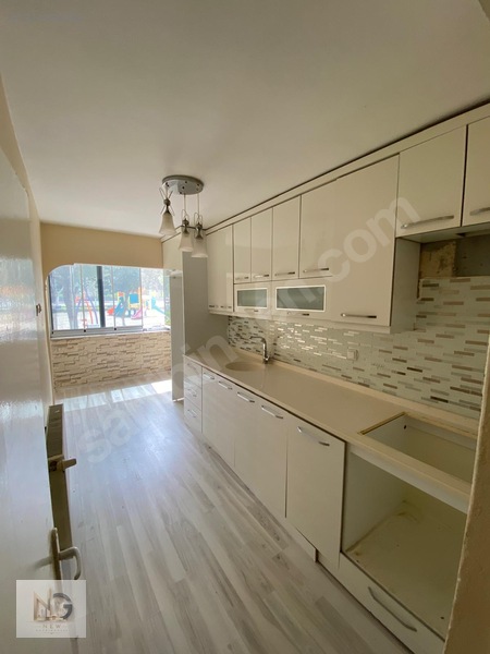 Büyük Migros Mevki Satılık 3+1 120m2 Daire — fotoğraf 3