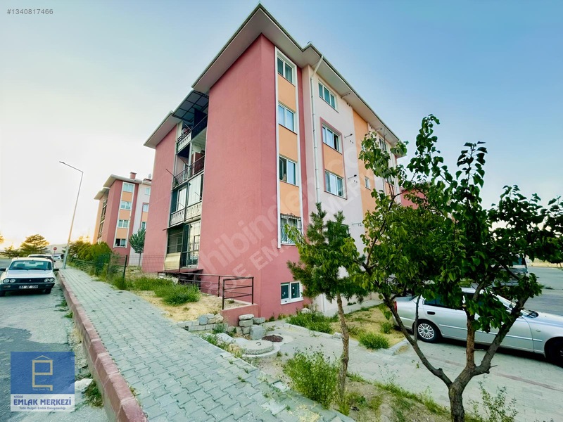 ## Niğde Emlak Mrkznden Niğde Evleri Toki'de 2+1 Satılık Daire # — fotoğraf 2