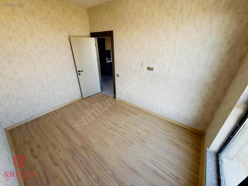Yurtçuda Merkezi Konumda Oturuma Hazır Satılık Köşe 1+1 Daire — fotoğraf 5