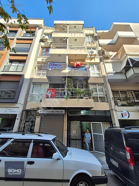 Karşıyaka Sevgi Yolu Paraleli Çarşı Yakını 2+1 Arakat Daire