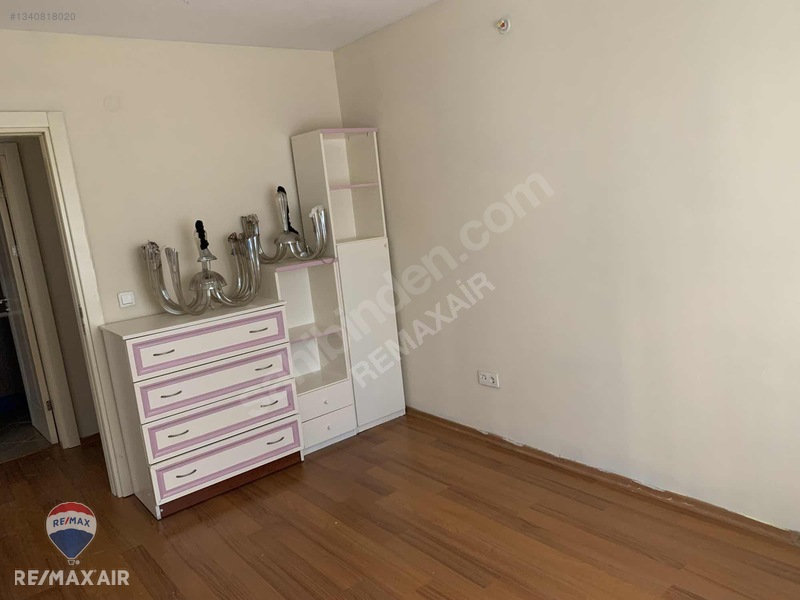 Kartal Selective'de Metro Yakını Kiralık 1+1 Daire — fotoğraf 19