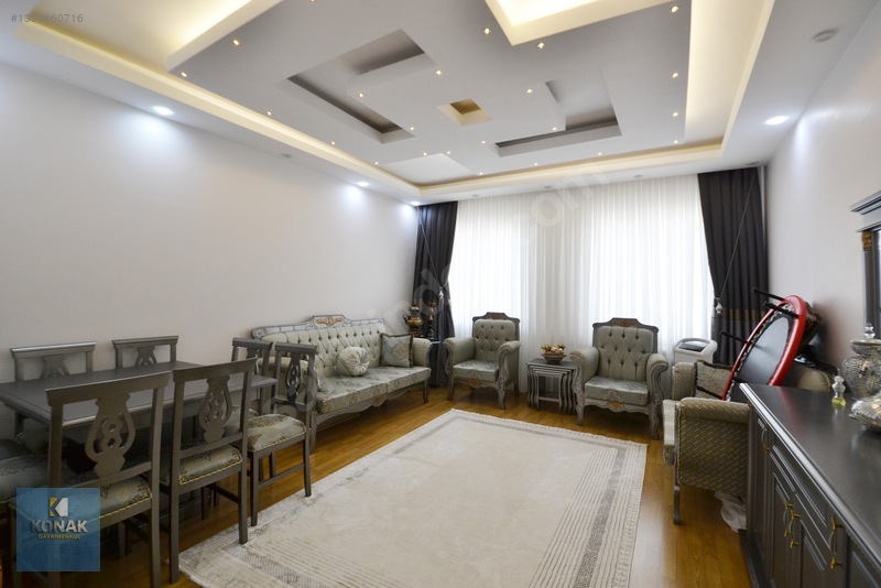 Konak Gayrimenkul'den Merinosda Satılık 3+1 Bakımlı Göbek Daire — fotoğraf 8