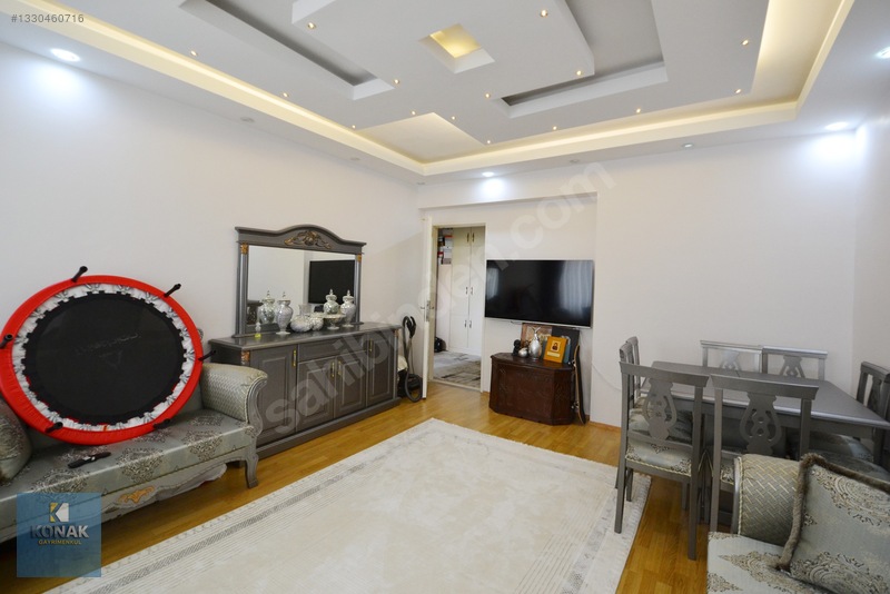 Konak Gayrimenkul'den Merinosda Satılık 3+1 Bakımlı Göbek Daire — fotoğraf 9