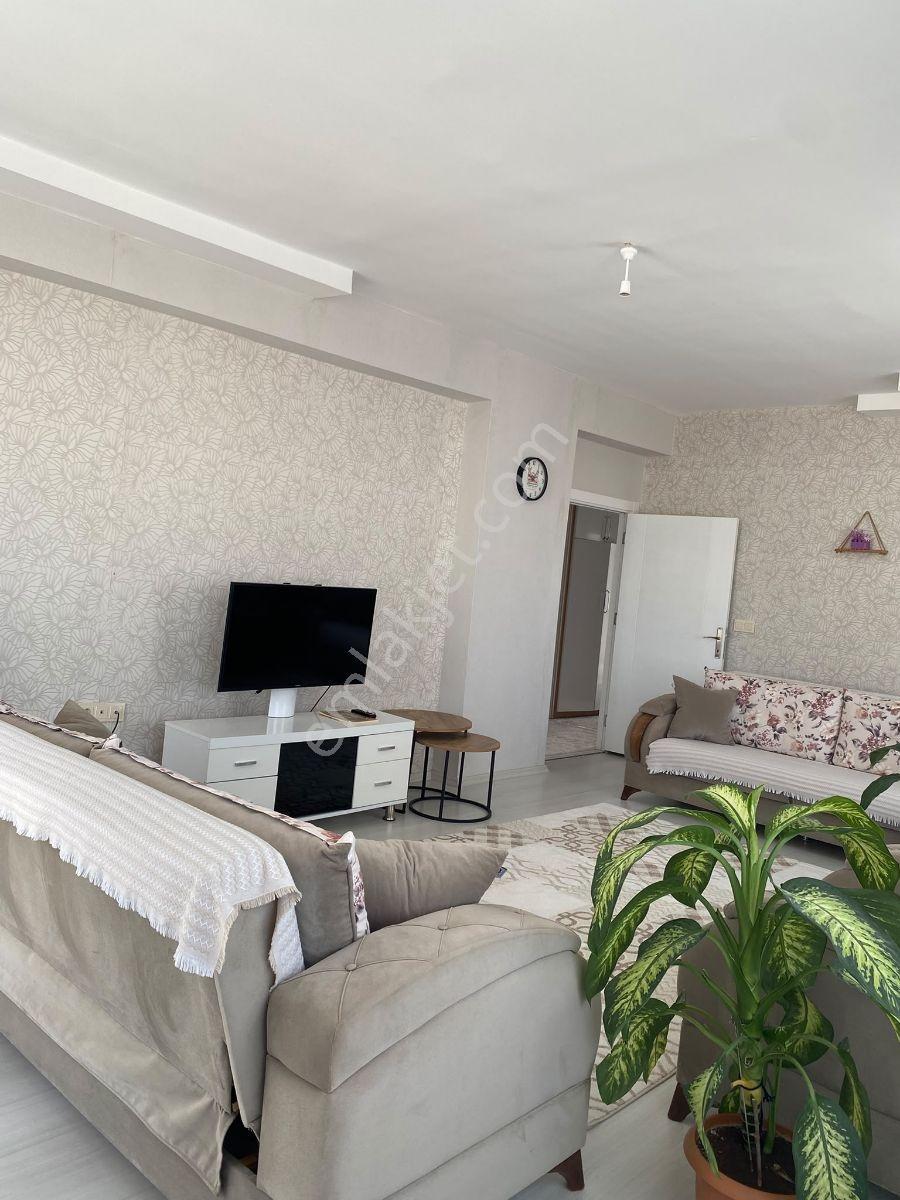 Ebrar Emlak'tan Fabrika Mahallesi'nde 3+1 Uygun Daire Satılıktır — fotoğraf 2