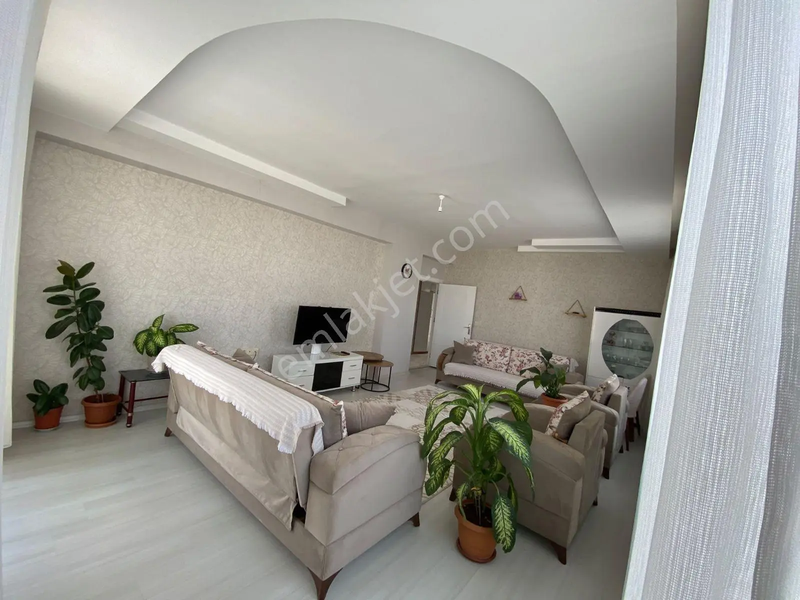 Ebrar Emlak'tan Fabrika Mahallesi'nde 3+1 Uygun Daire Satılıktır — fotoğraf 13