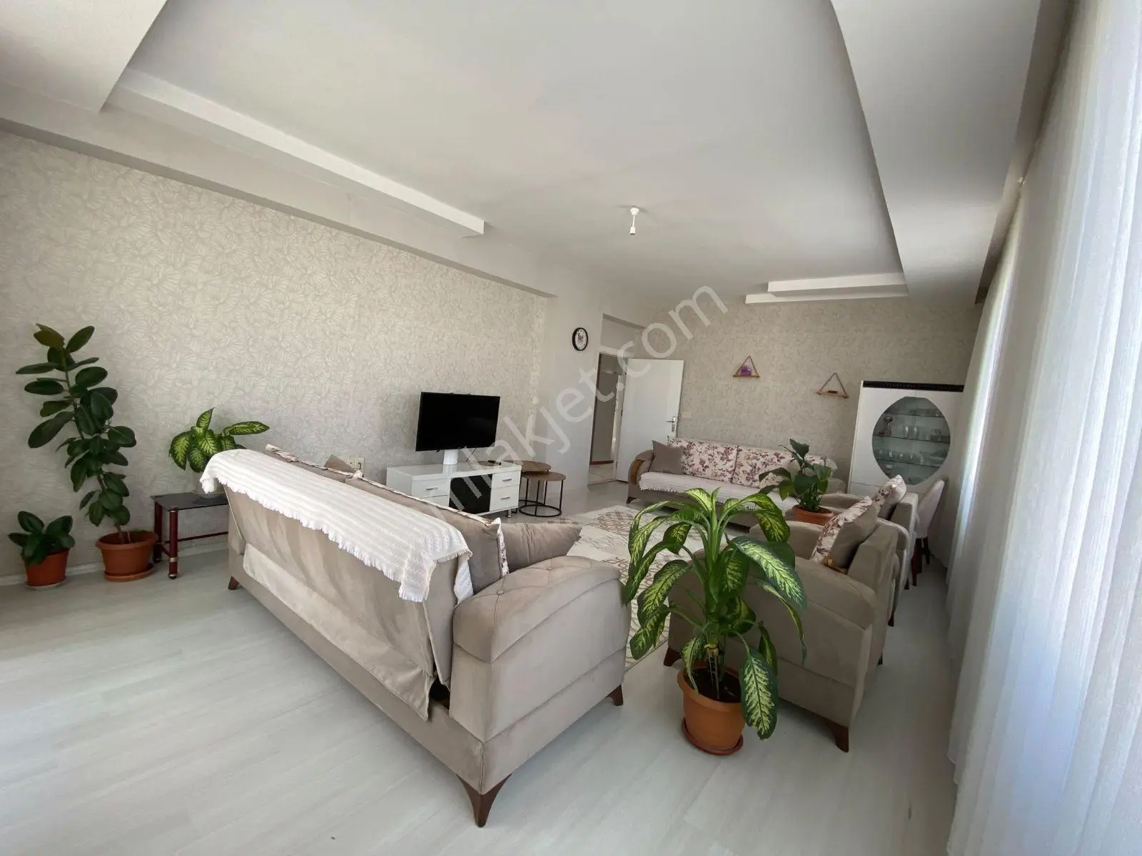 Ebrar Emlak'tan Fabrika Mahallesi'nde 3+1 Uygun Daire Satılıktır — fotoğraf 22