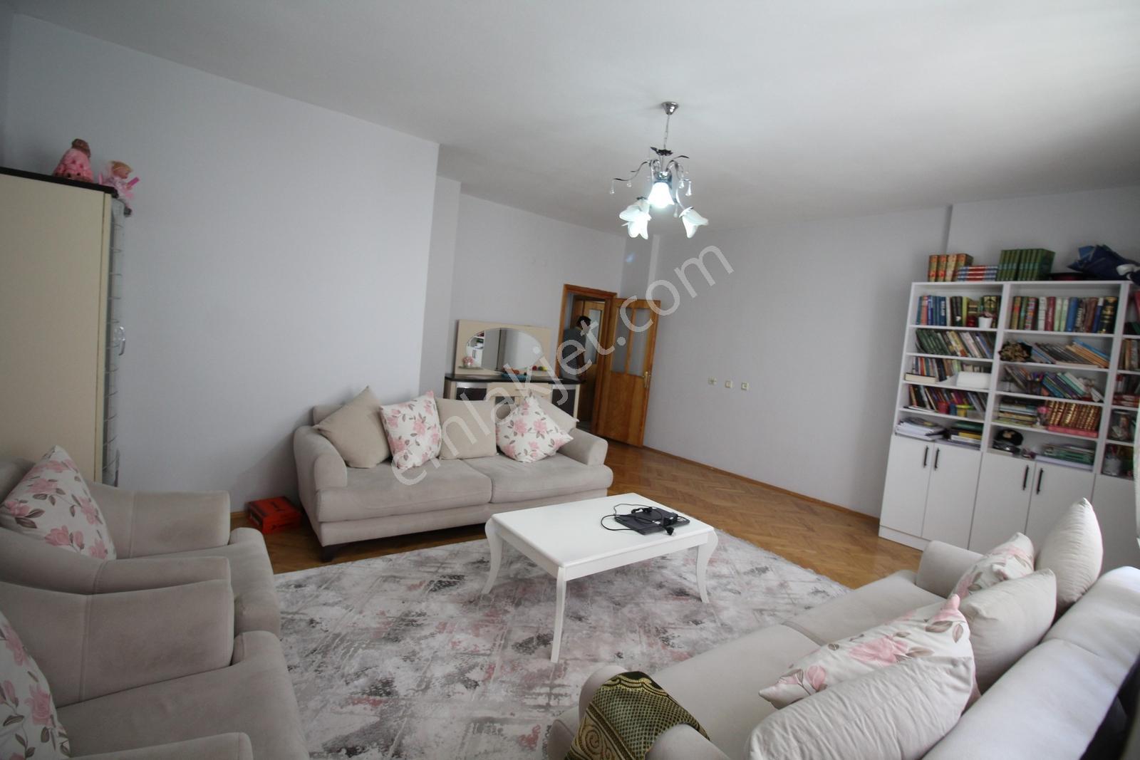 Aksaray Ereğli Kapıda Satılık 3+1 Daire — fotoğraf 9