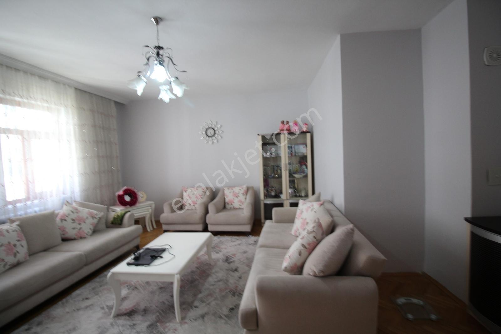 Aksaray Ereğli Kapıda Satılık 3+1 Daire — fotoğraf 10