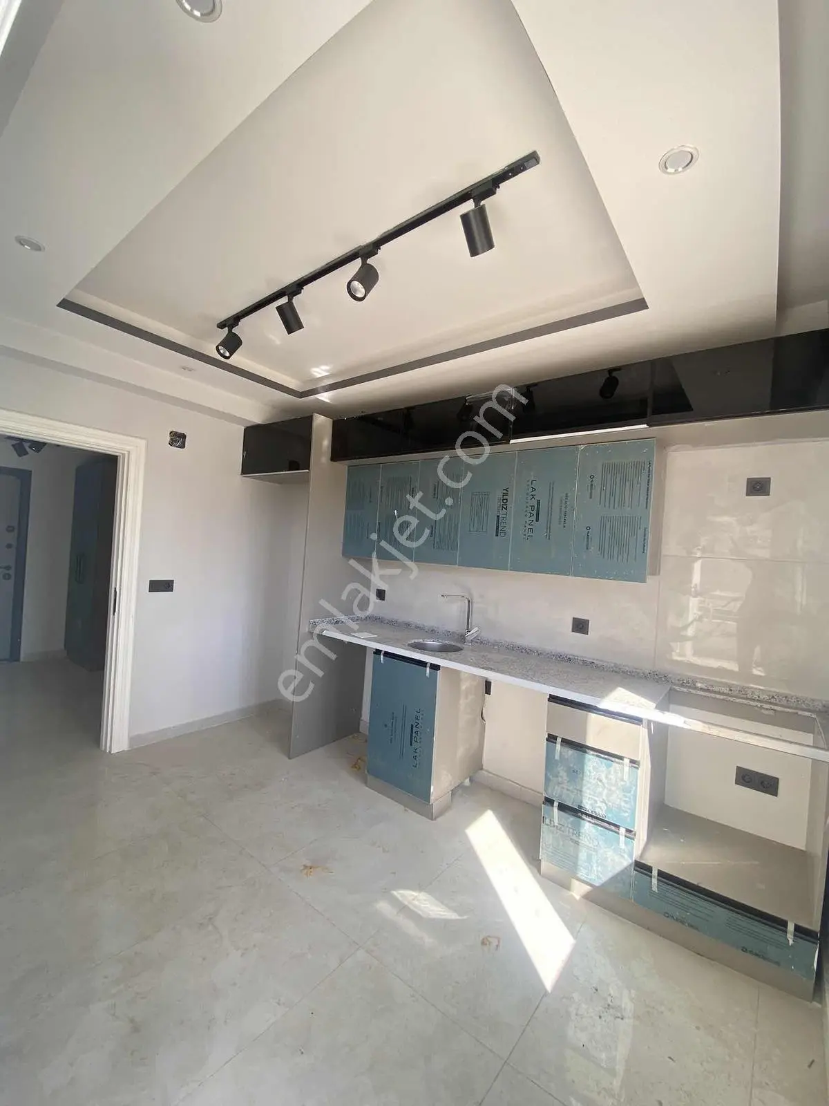 Yılmaz'dan İncirlik Kemalpaşada Satılık 2+1 K.mtfk Girişkat — fotoğraf 2