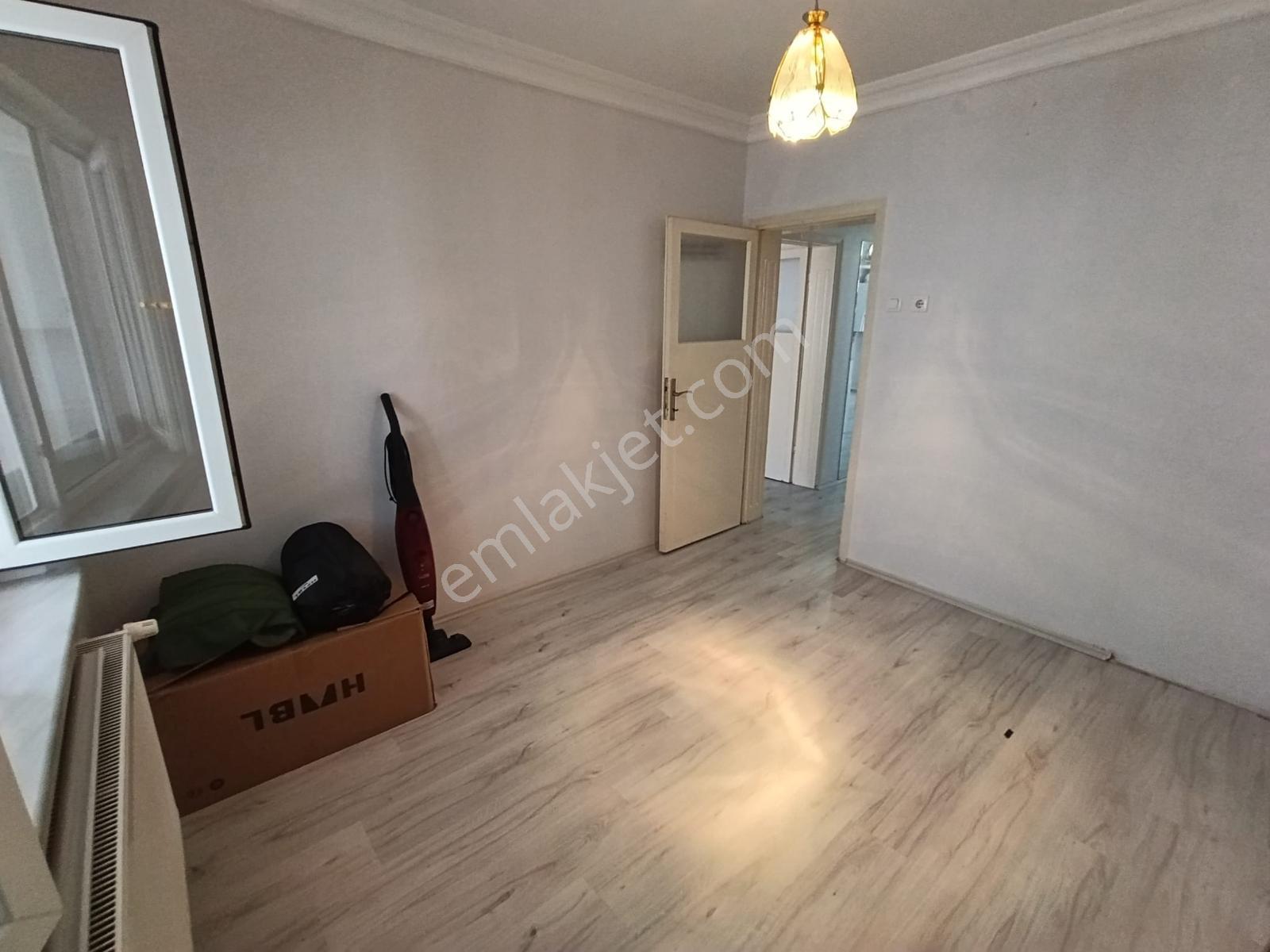 Bahçelievler 2 Katlı Bodrumlu Mustakil Bina Çift Mutfak — fotoğraf 13