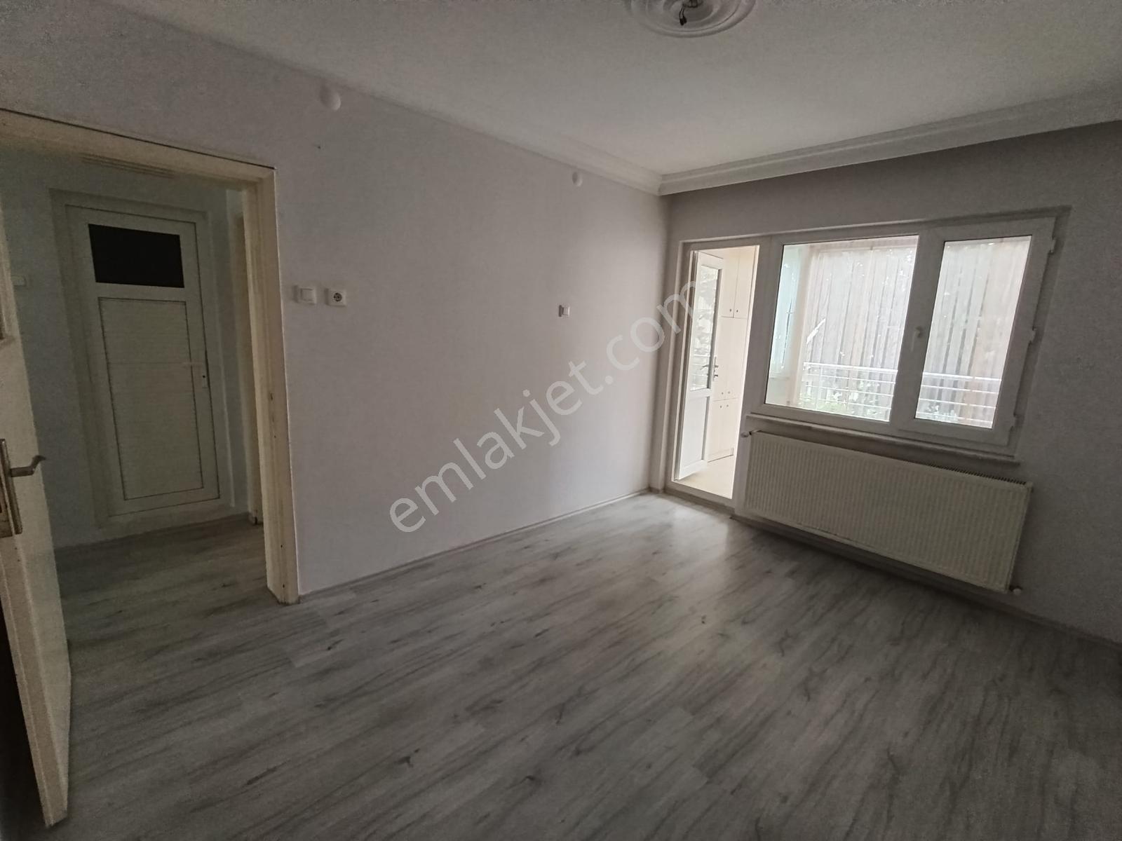 Bahçelievler 2 Katlı Bodrumlu Mustakil Bina Çift Mutfak — fotoğraf 15