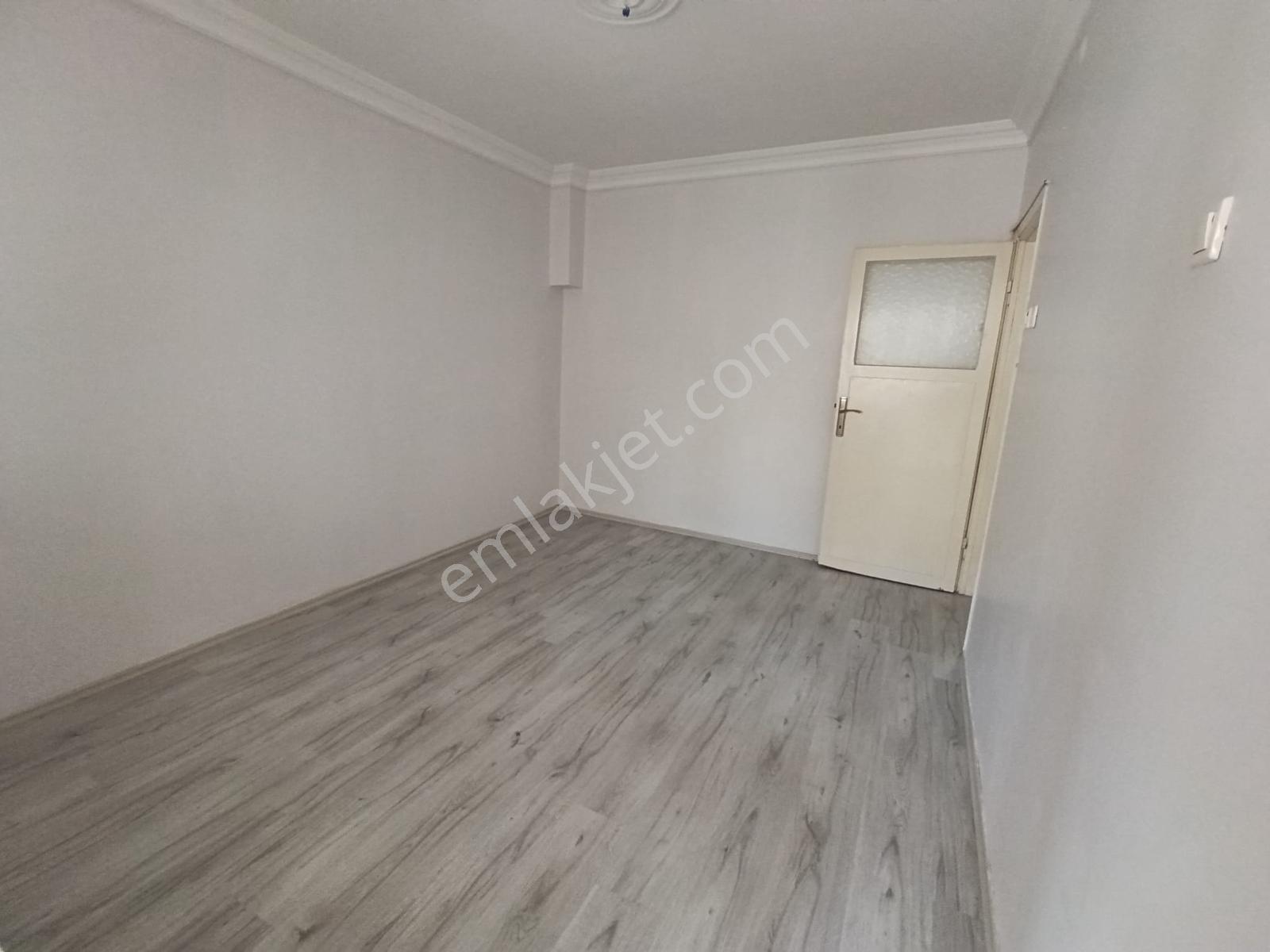 Bahçelievler 2 Katlı Bodrumlu Mustakil Bina Çift Mutfak — fotoğraf 16