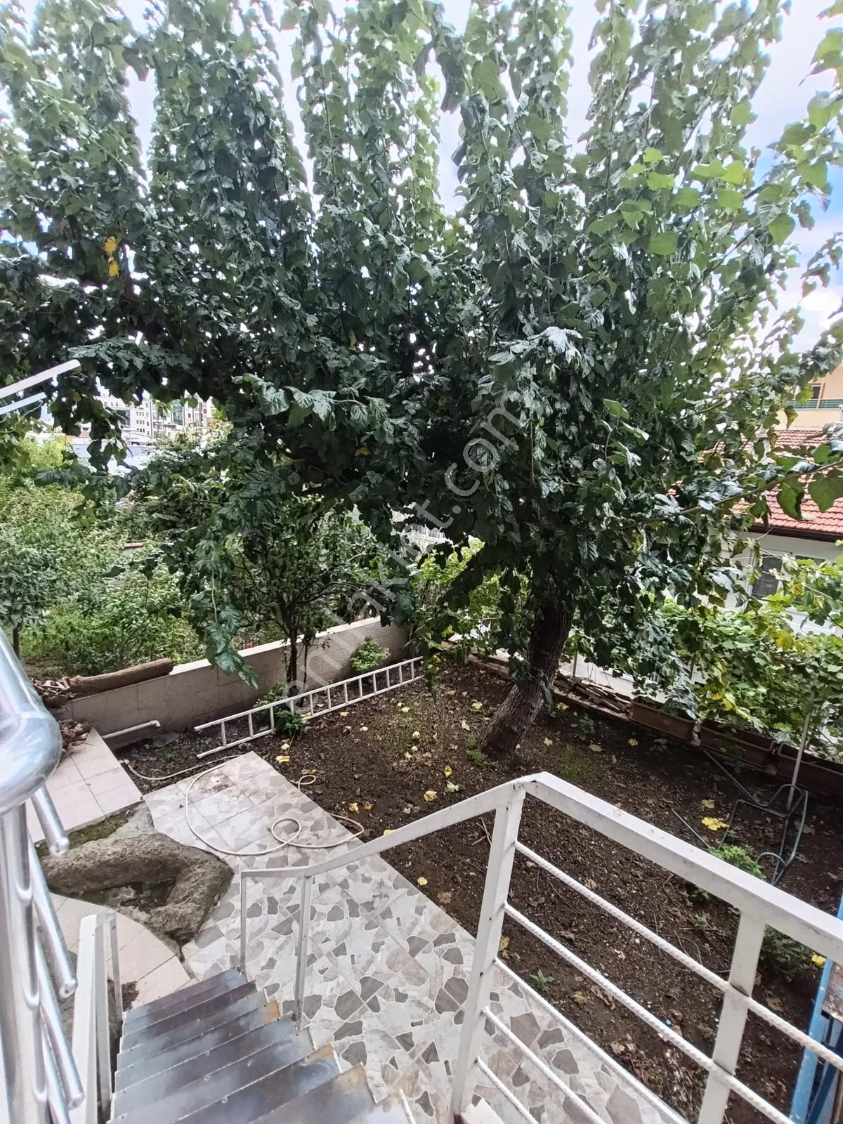 Bahçelievler 2 Katlı Bodrumlu Mustakil Bina Çift Mutfak — fotoğraf 21