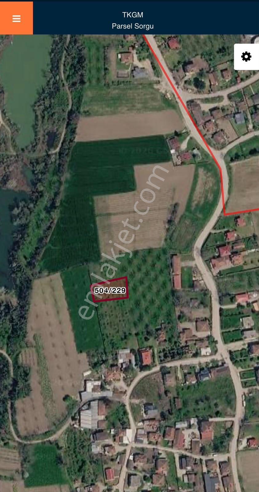 Arifiye Semercilerde Göl Manzaralı %60 İmarlı 1177,23M² Arsa