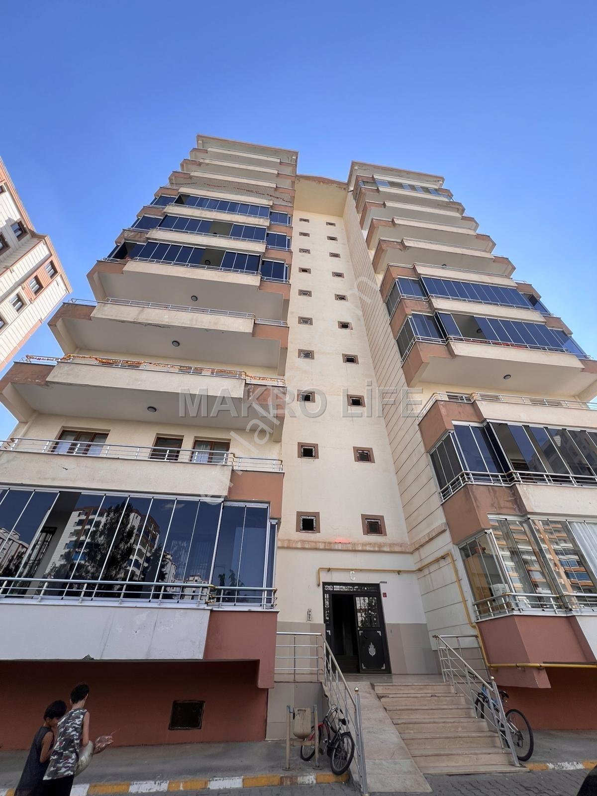 Fabrika Mahallesi'nde Satılık Yüksek Zeminli Bahçe Manzaralı Daire — fotoğraf 9